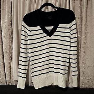 Nautica sweater